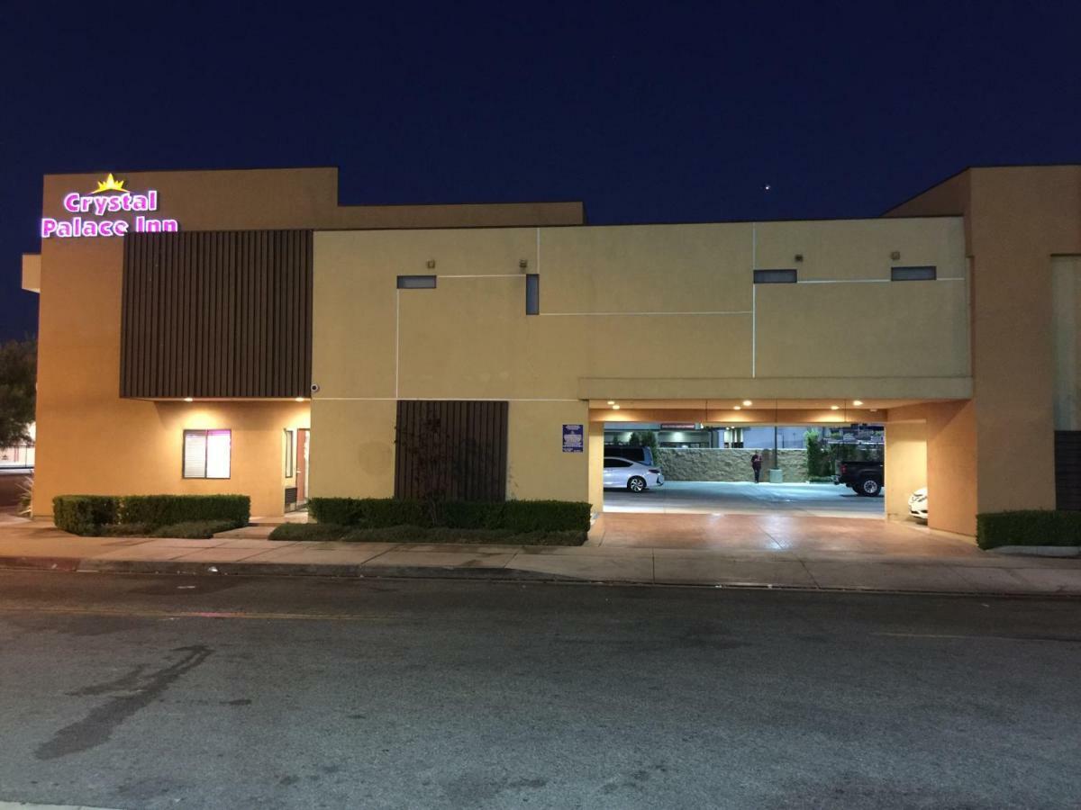 Crystal Palace Inn Maywood Bagian luar foto